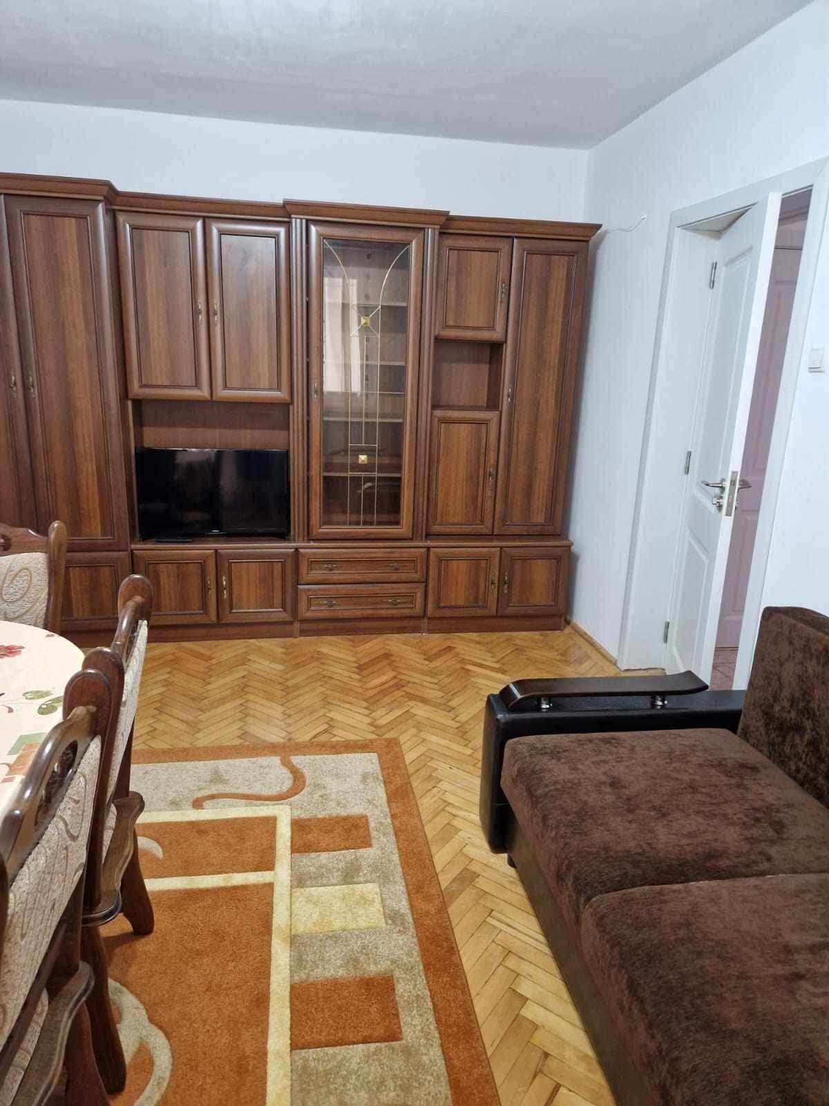 Închiriere apartament 2 camere Caragiale  Baia Mare