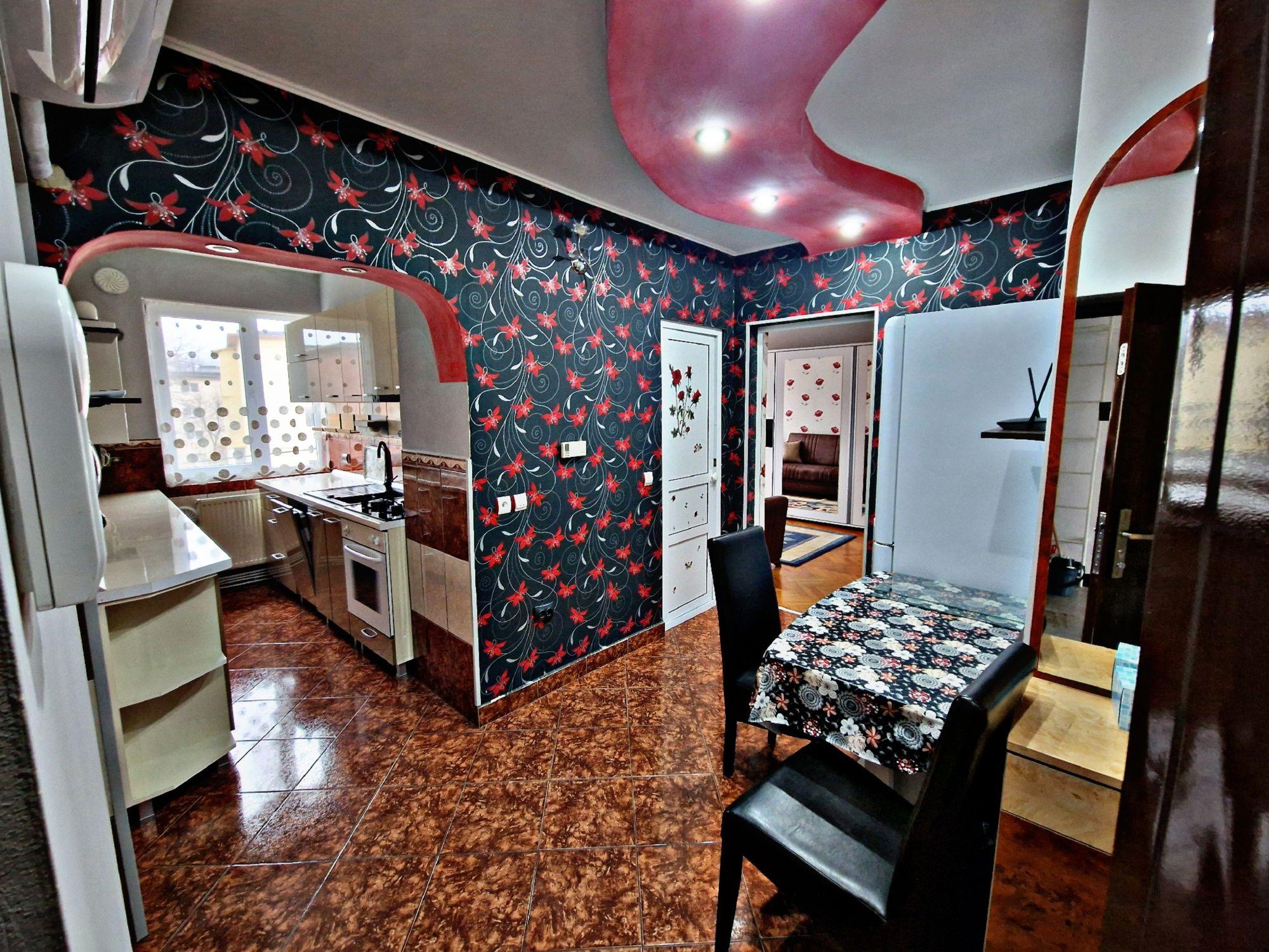 Inchiriez apartament cu 2 camere
