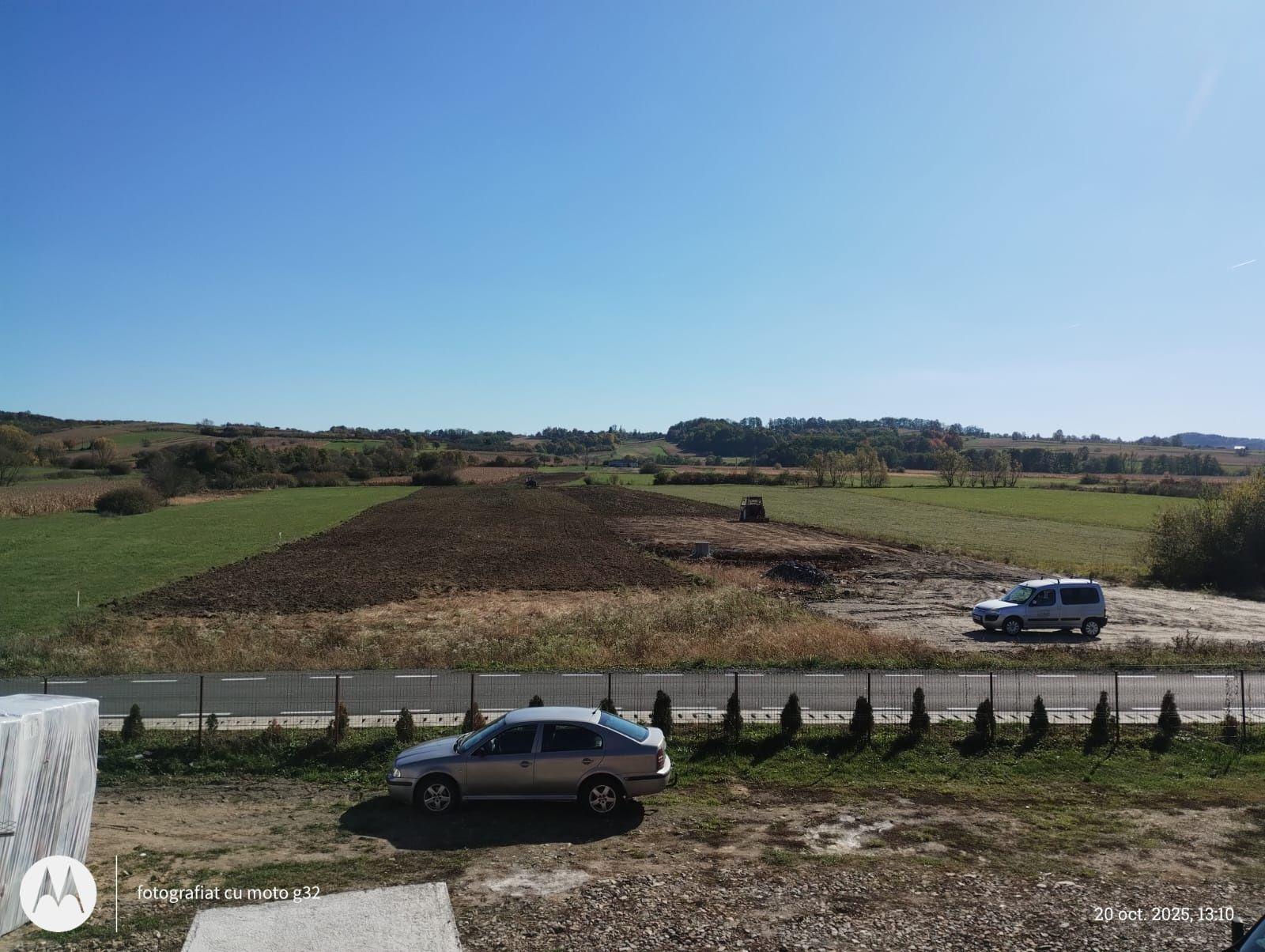 Teren Dumbrăvița 10.500 mp zonă excelentă pentru afacere,investiție  sau de  locuit. - imagine 1