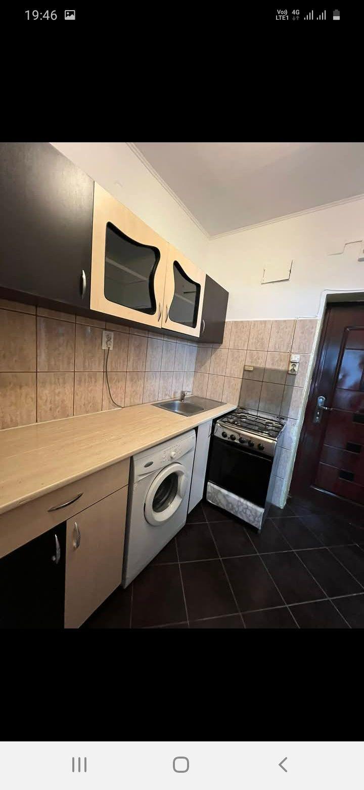 Vând garsonieră sau schimb cu apartament - imagine 1