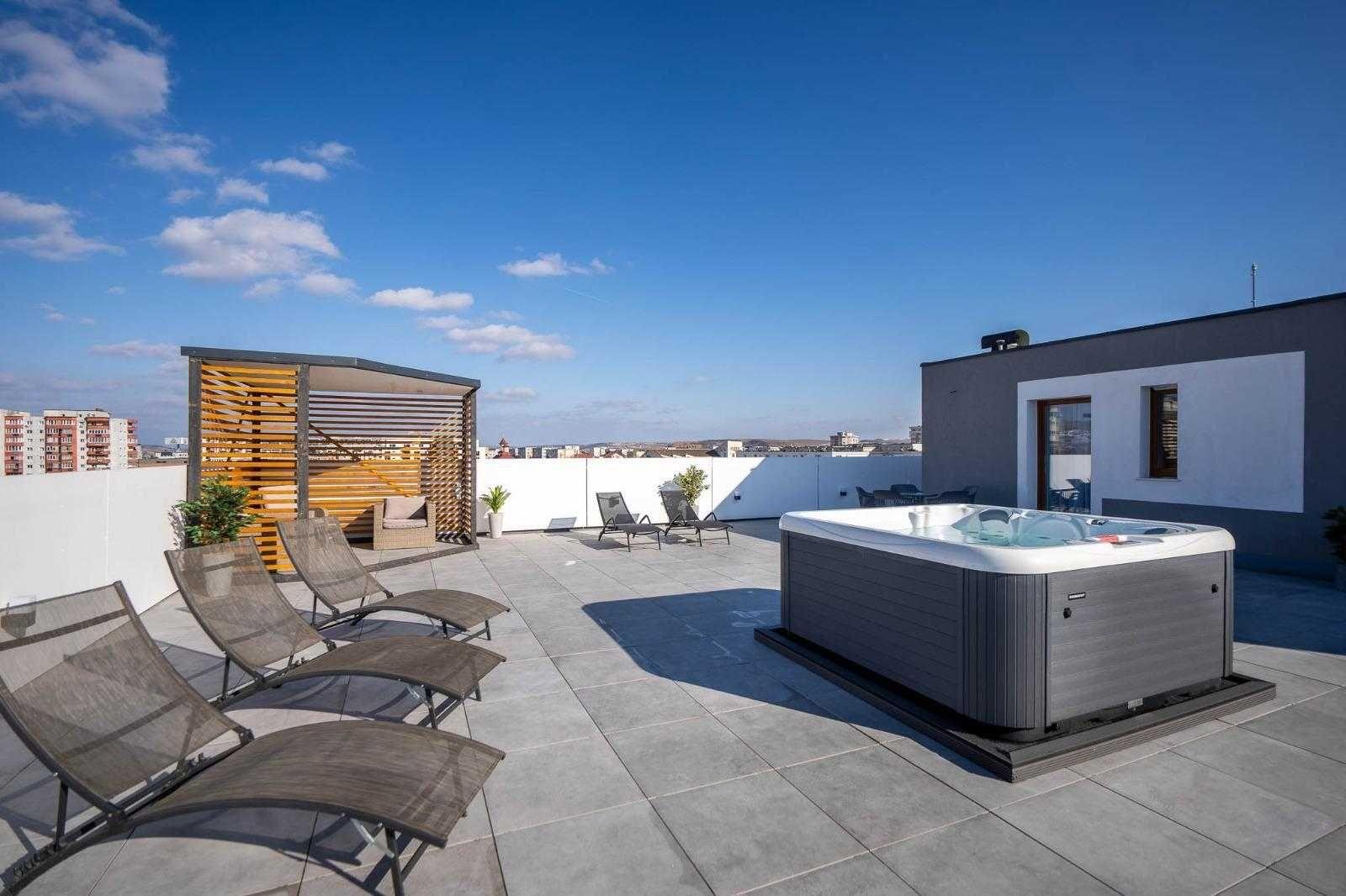 Vand Spatiu Tehnic Modificat In 2 Apartamente de Lux 92mp TERASA 350mp