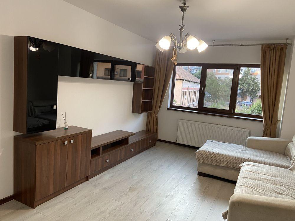 Vand apartament 2 camere Gib Mihaescu, piata simian parcare proprie mobilat si utilat etajul 1  ultracentral balcon inchis