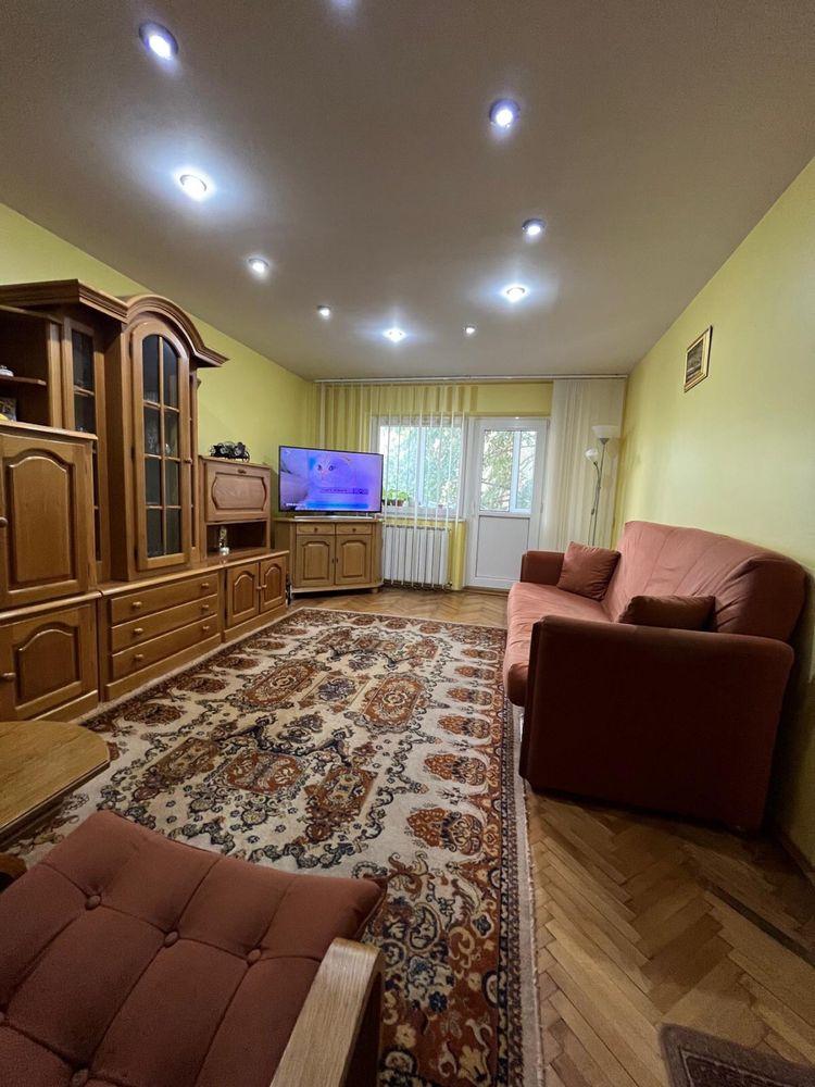 Apartament 3 camere decomandat | 65,5 mp utili + 2 balcoane | Etaj 1 | Dr. Hacman- Calea lui Traian