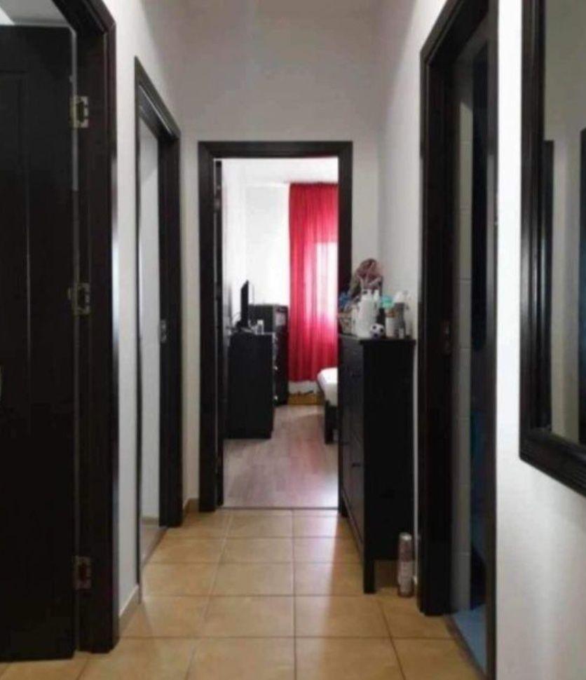 Vând apartament 3 camere zona Tatarasi - imagine 1