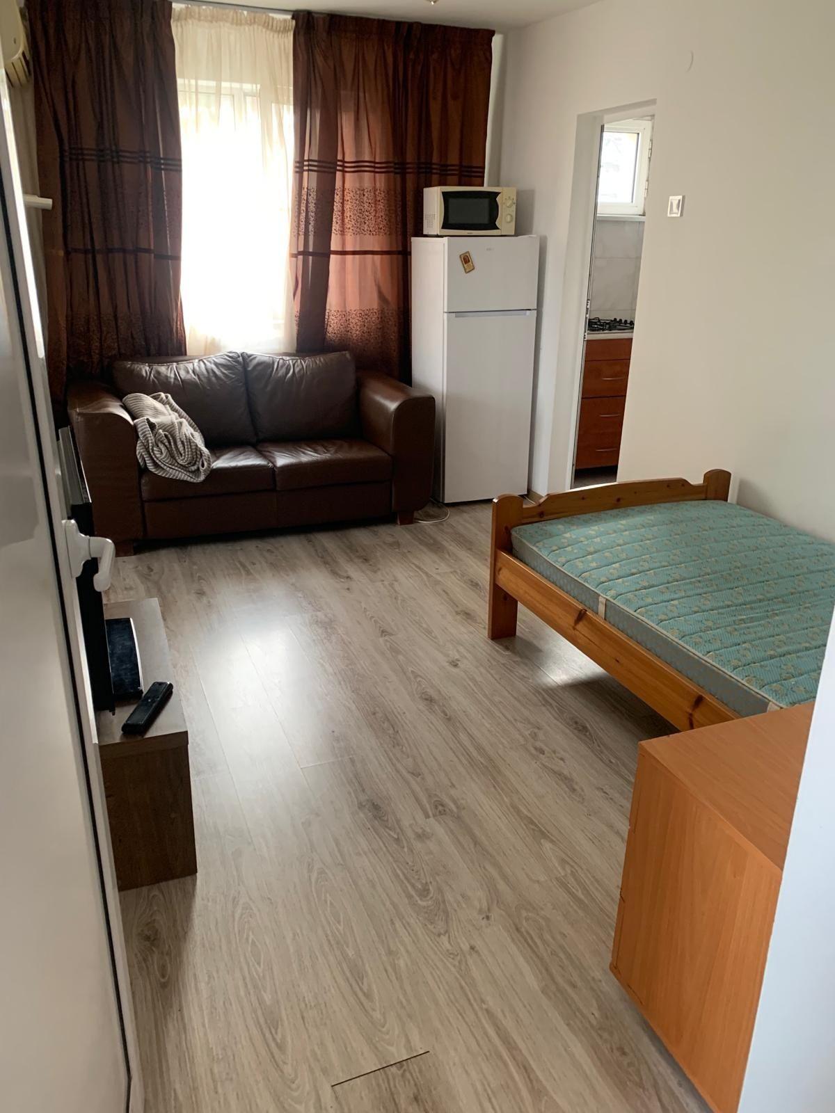 Inchiriez apartment 3camere nd tatarasi