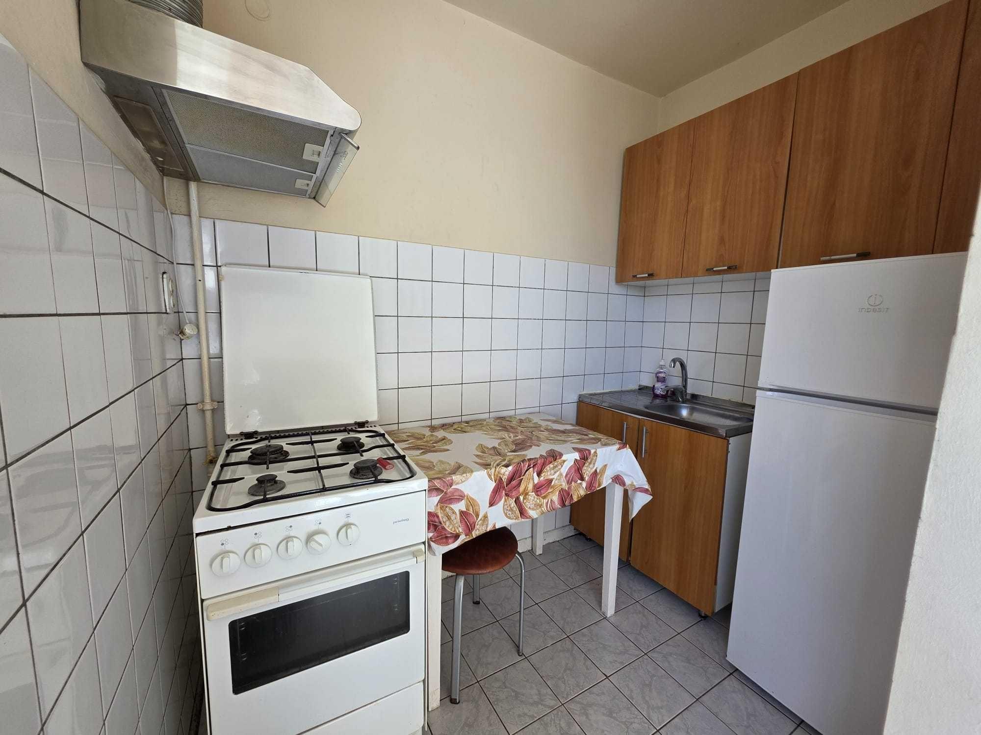 Vând apartament cu 1 camera - imagine 1
