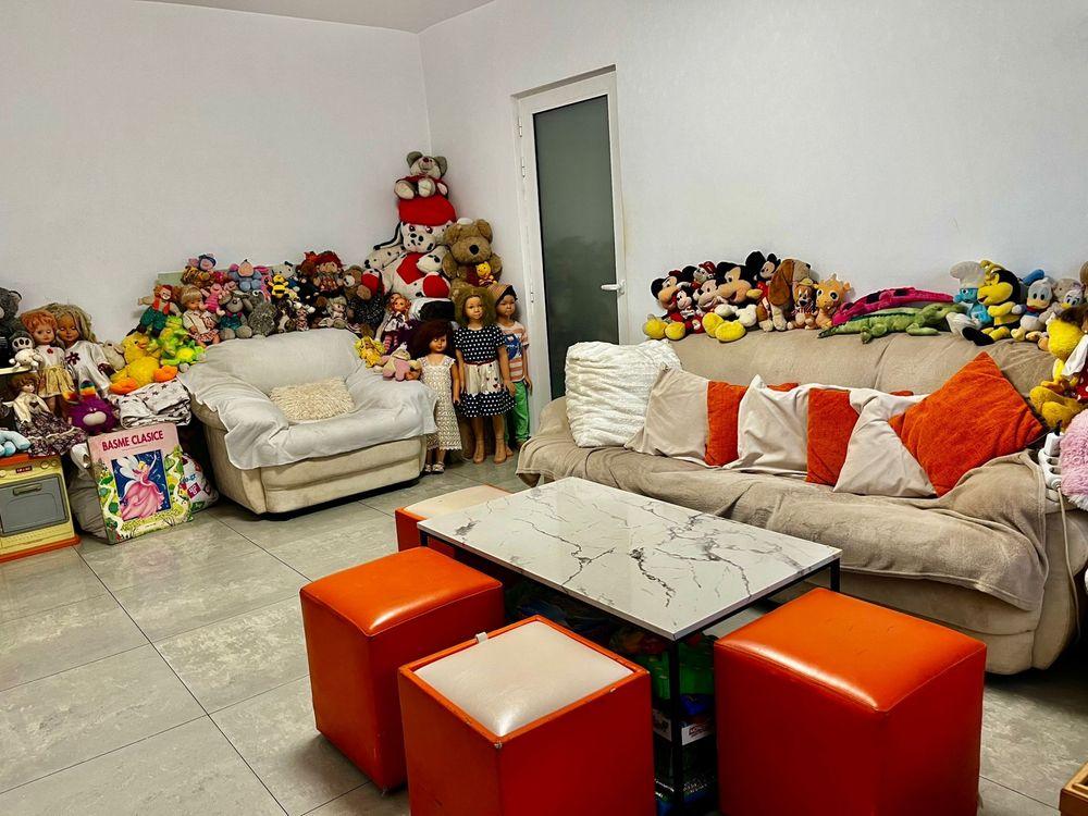 Vand apartament 4 camere etajul 1 micalaca 500/Voinicilor