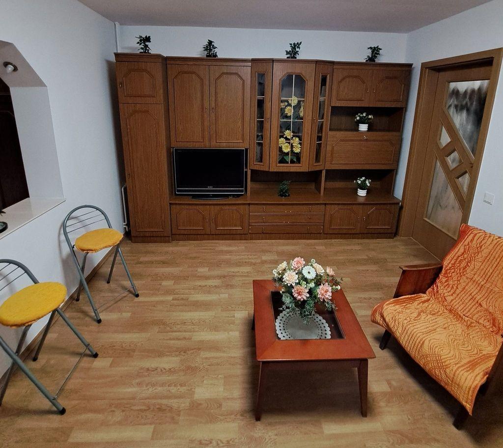 Închiriez apartament  cu o cameră in Micalaca Kaugland