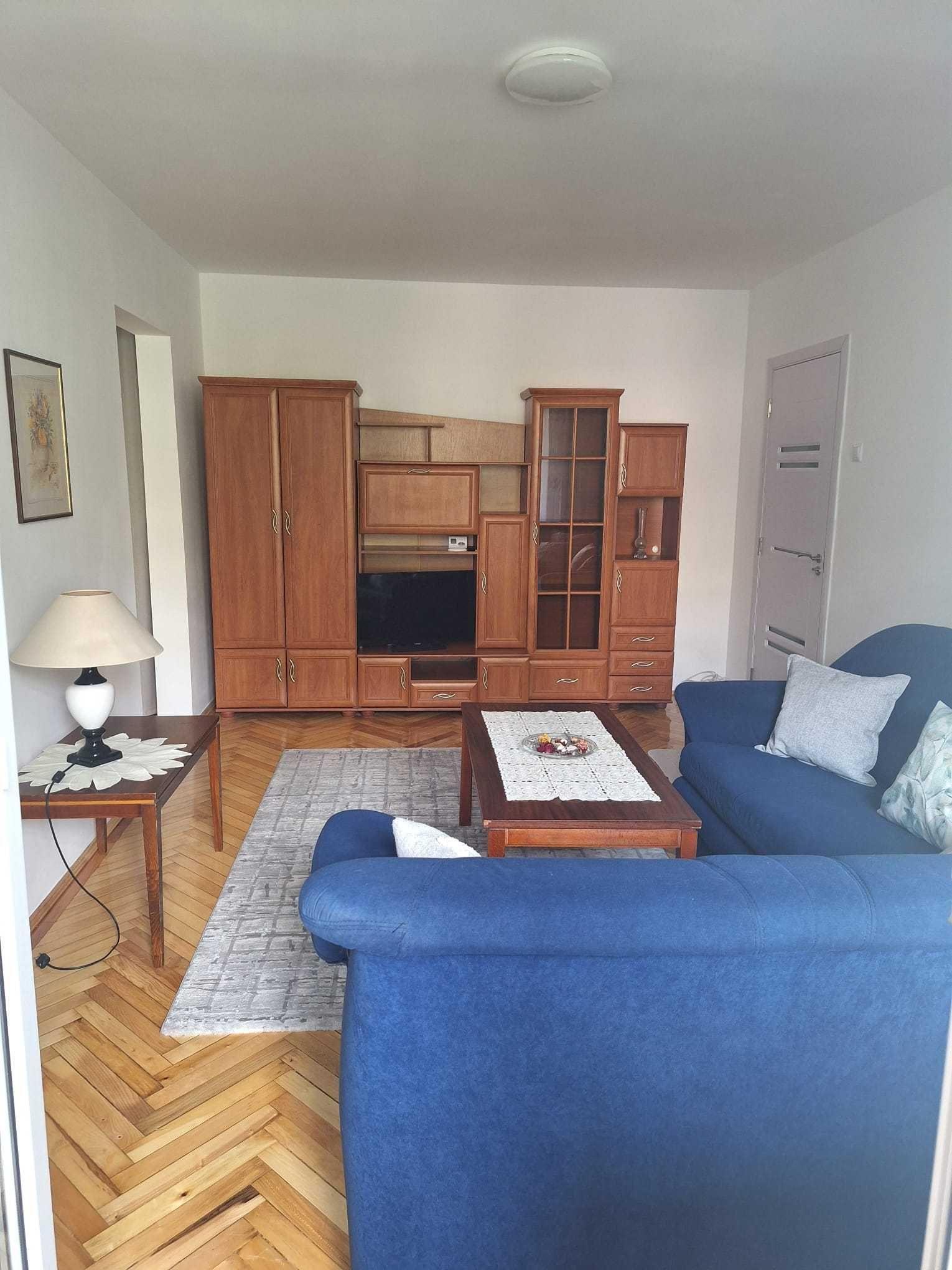 Apartament 2 camere Arad, recent renovat, cartier Vlaicu de inchiriat