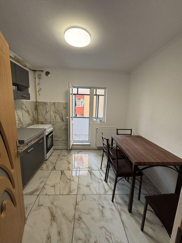 Apartament de inchiriat renovat - imagine 1