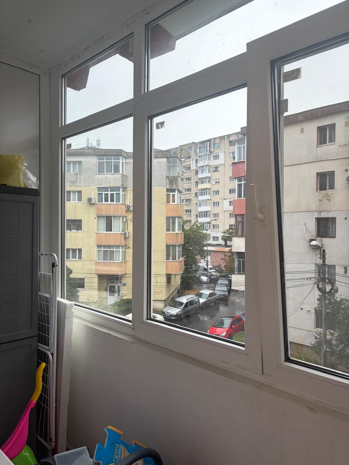 Închiriere Apartament  3 camere - imagine 1