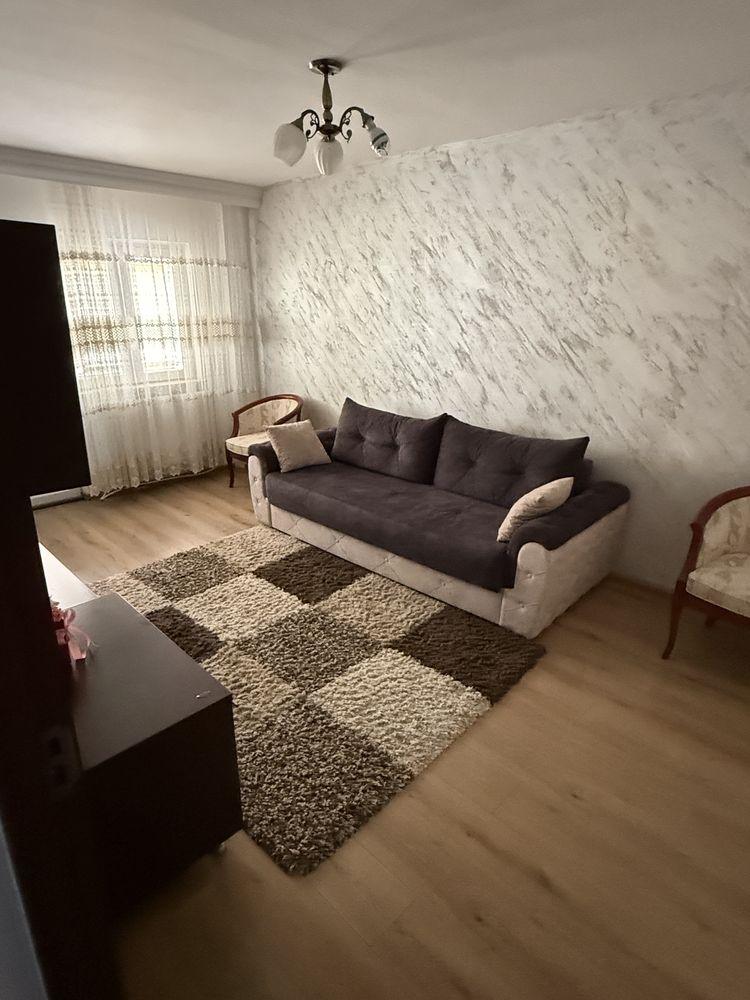 2 camere decomandate ,etajul 1/4, Petrom Milcov - imagine 1