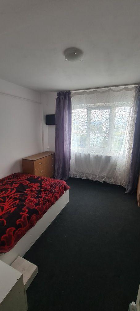 Inchiriez Apartament 3 Camere Decomandate Zona Orizont Mobilat Utilat