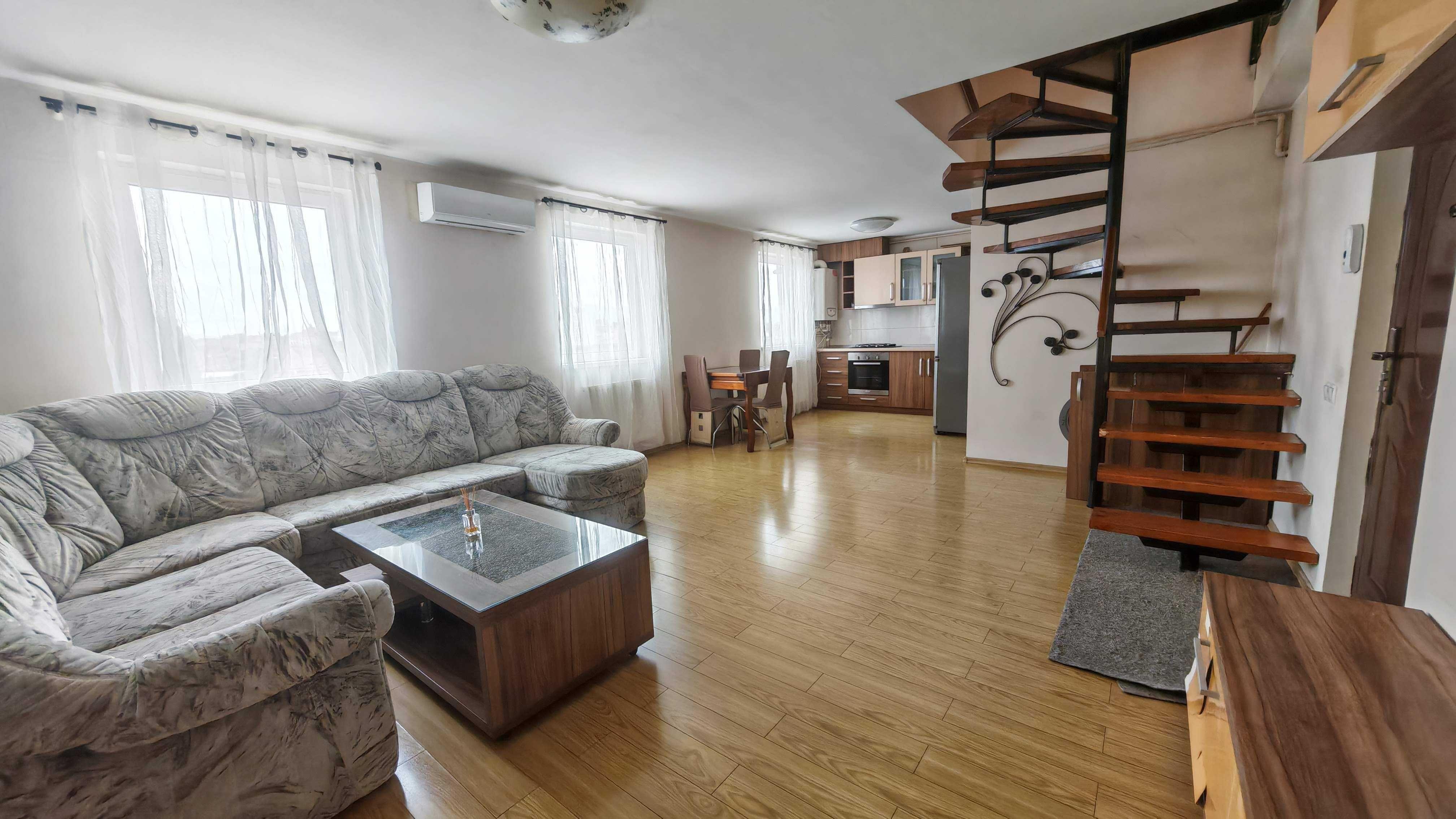 Inchiriez apartament 3 camere, spatios, central, et.5+mansarda