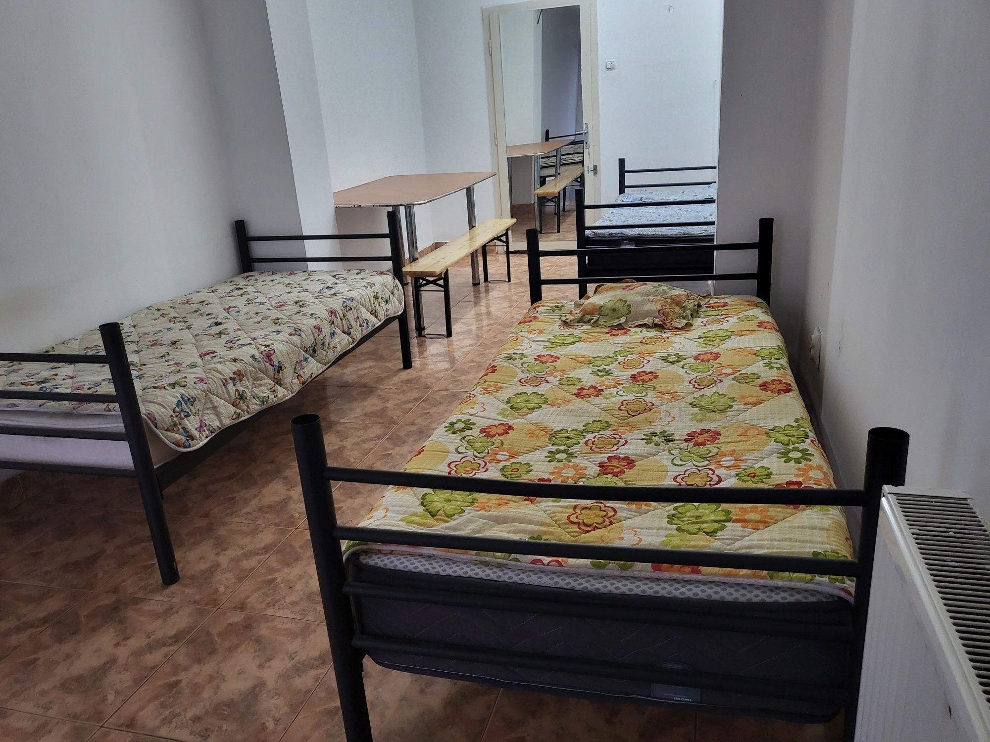 Închiriez casă cu 2 camere in Oradea