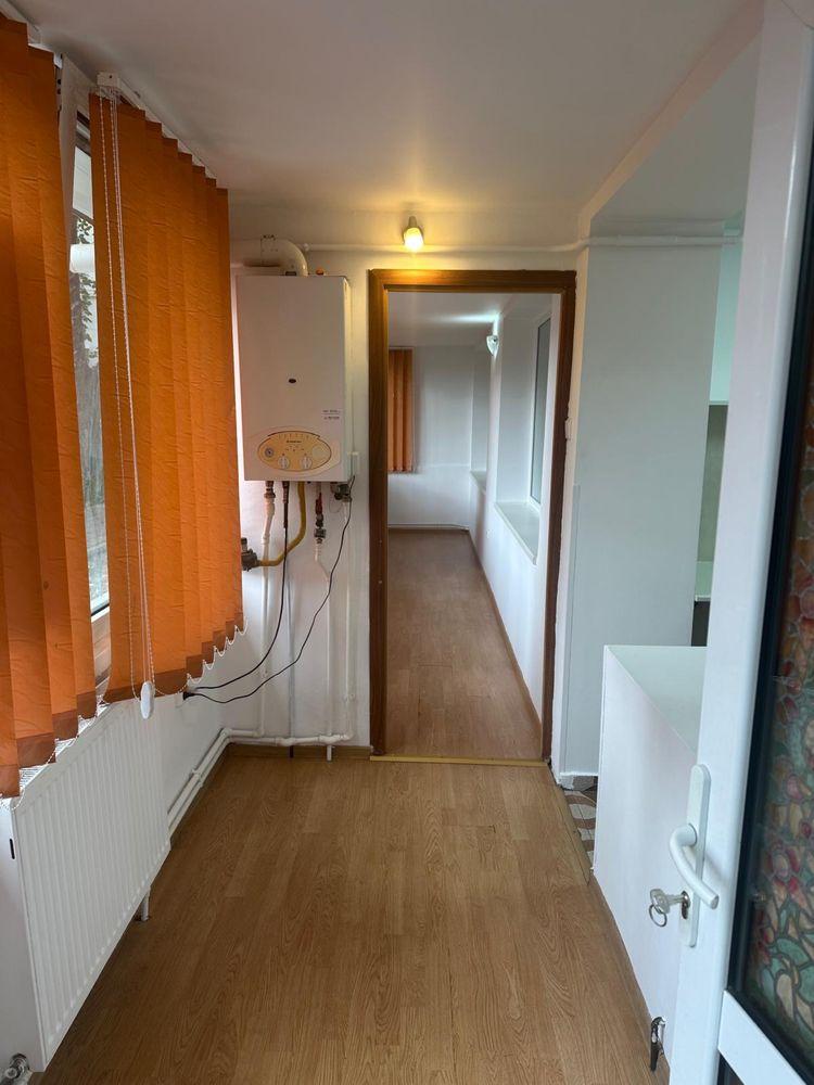 Vând apartament 2 camere