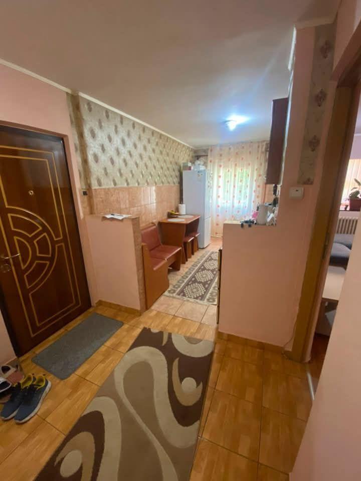 Vand apartament 3 camere zona  garii Aprodul Purice - imagine 1