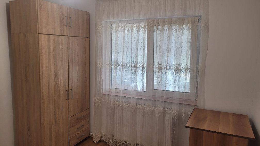 Inchiriez Aprtament cu 2 camere 50 mp
