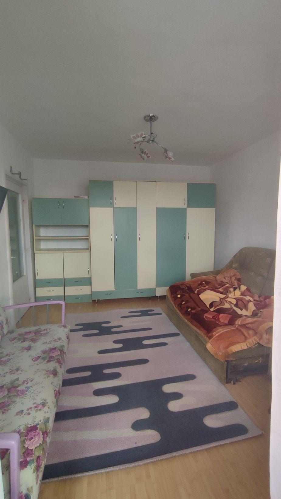 Închiriez garsonieră in Maratei, 35 mp, pe termen lung