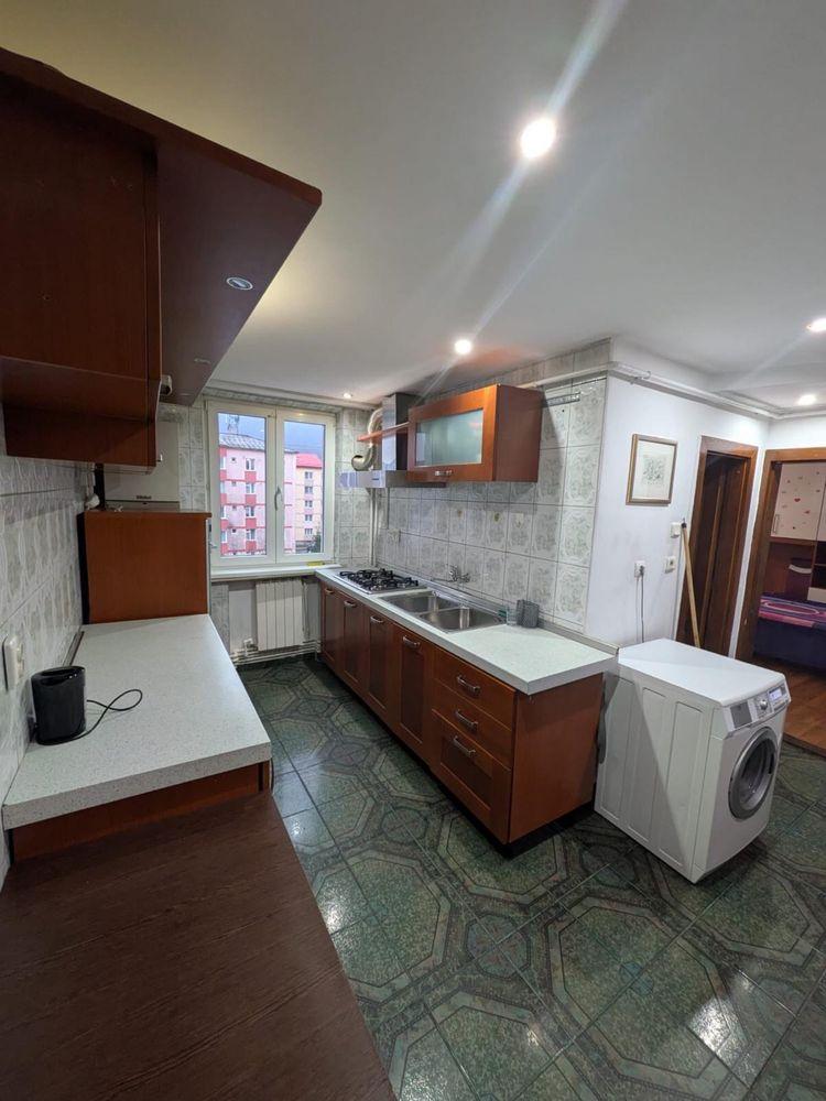 Apartament cu 2 camere Piatra Neamt zona Precista Rovine - imagine 1
