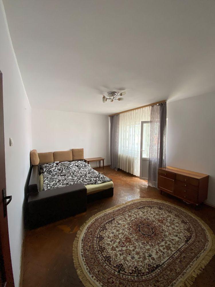Chirie o camera in apartament in zona Spitalul Judetean - imagine 1