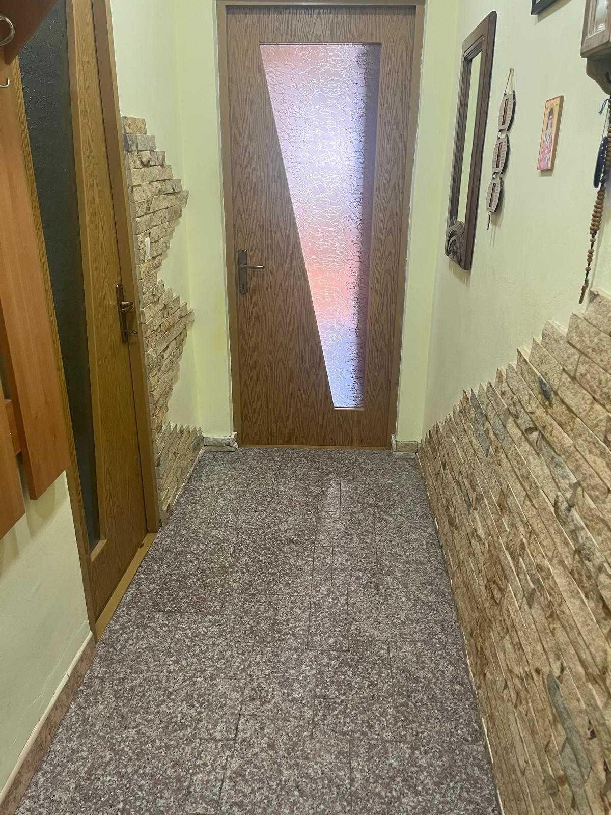 Inchiriez apartament cu doua camere in Bistrita