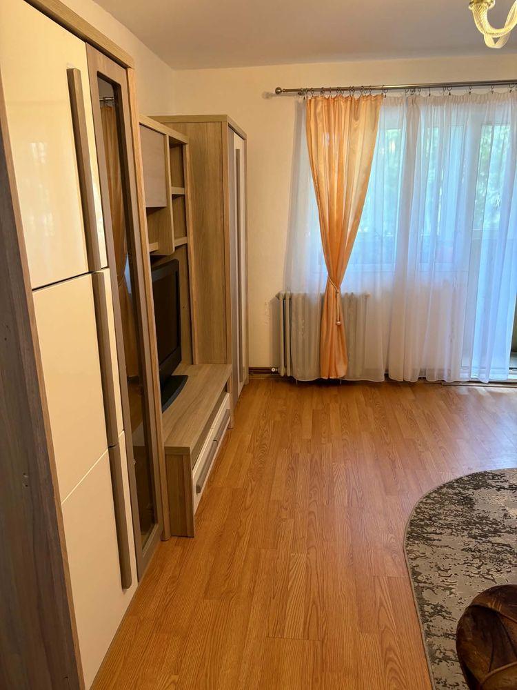Apartament 4 camere zona Big - imagine 1
