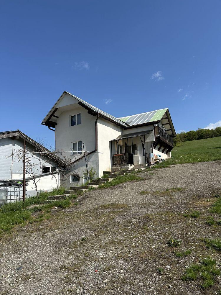 Inchiriez casa plus ferma/ hală/ anexe - imagine 1