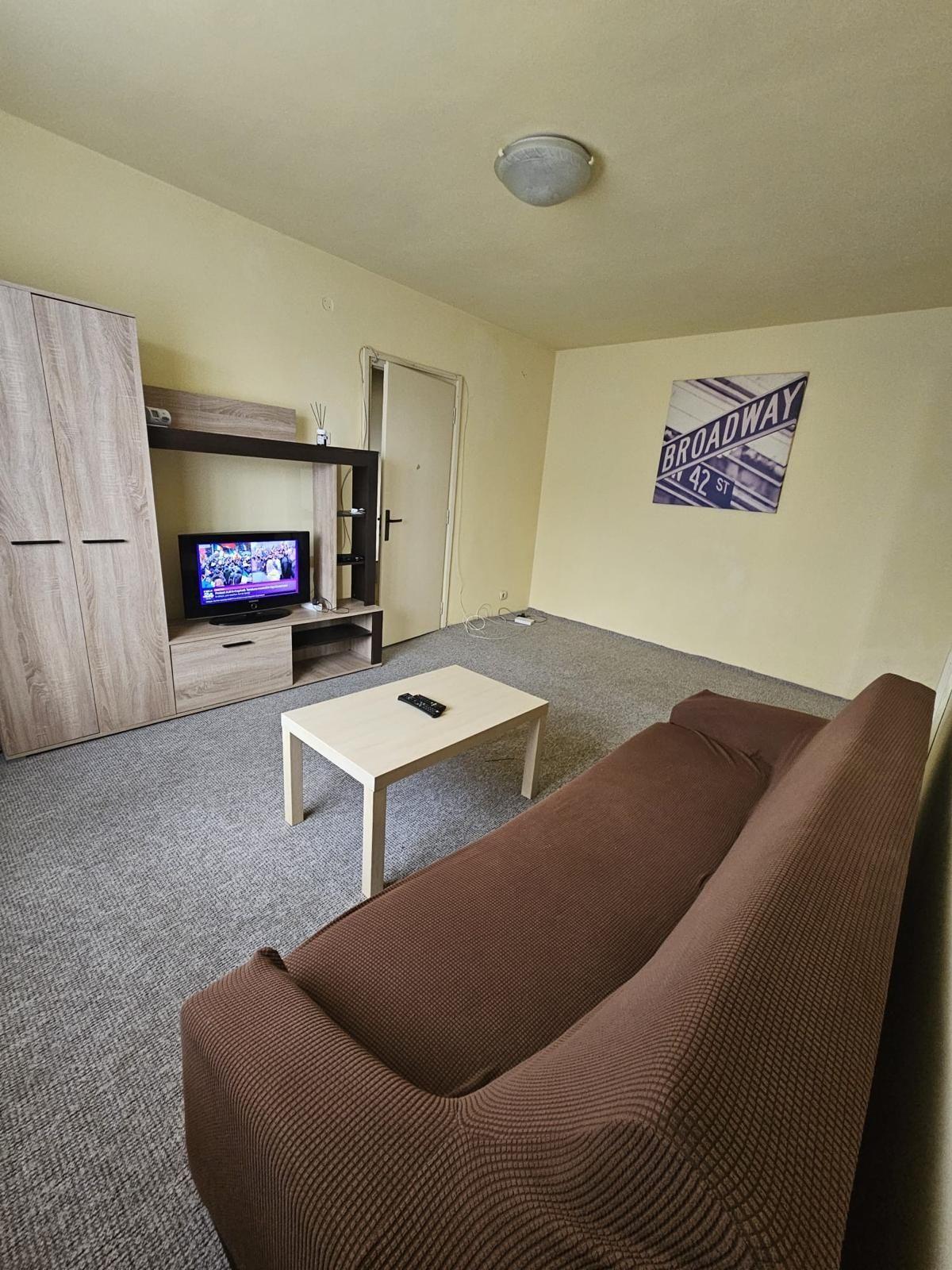 Inchiriez apartament 2 camere