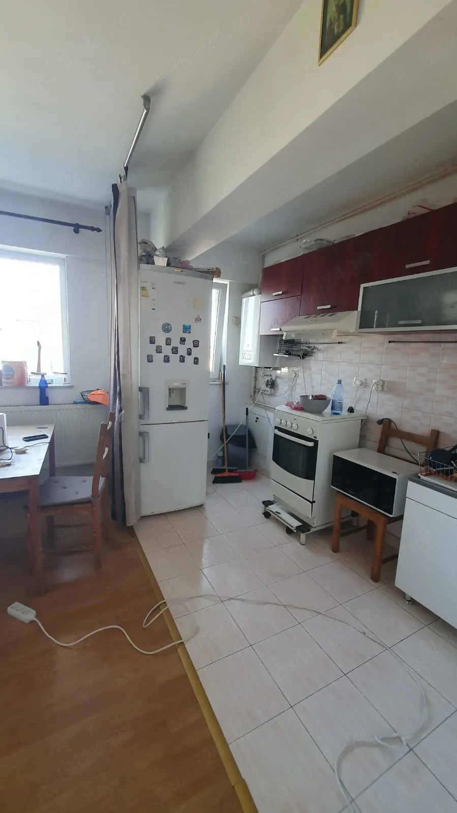 Vand apartament 2 camere Voluntari - imagine 1