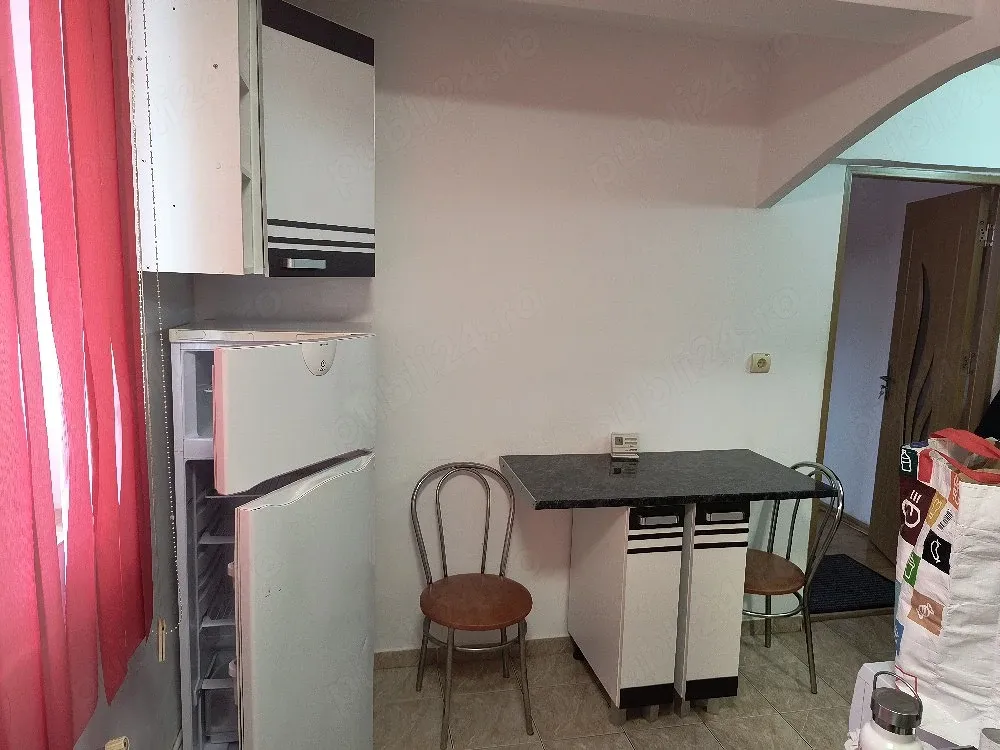 vând apartament cu 1 camera