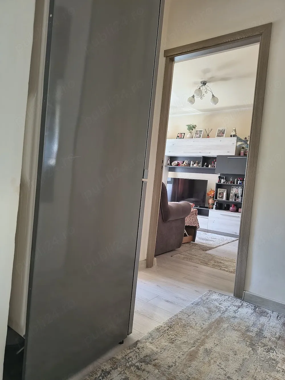apartament de vanzare - imagine 1