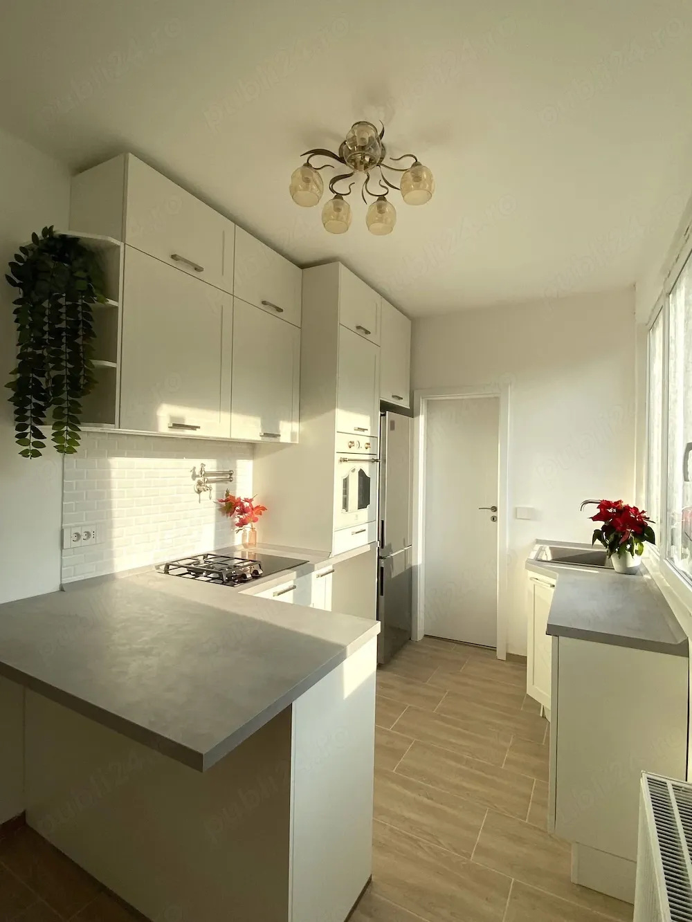 Apartament de vânzare tip casă premium in zona centrala Platinia - imagine 1
