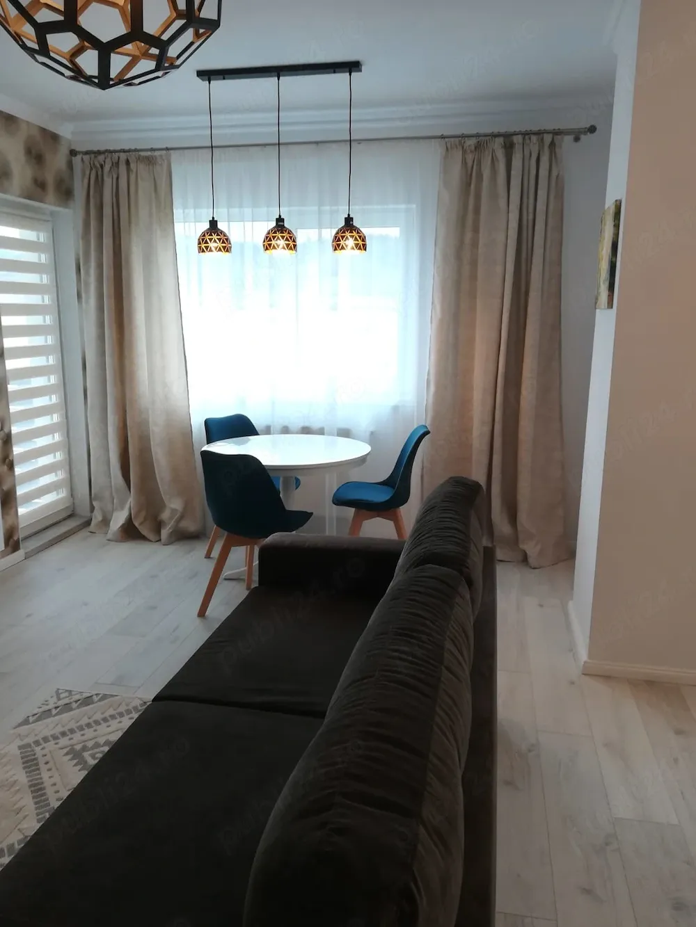 Vând apartament cu 2 camere Florești - imagine 1