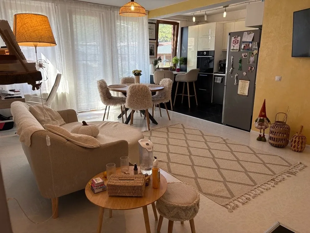 Apartament 3 camere, 64 mp + 2 balcoane | Parcare inclusă | Sub Cetate| Comision 0 - imagine 1