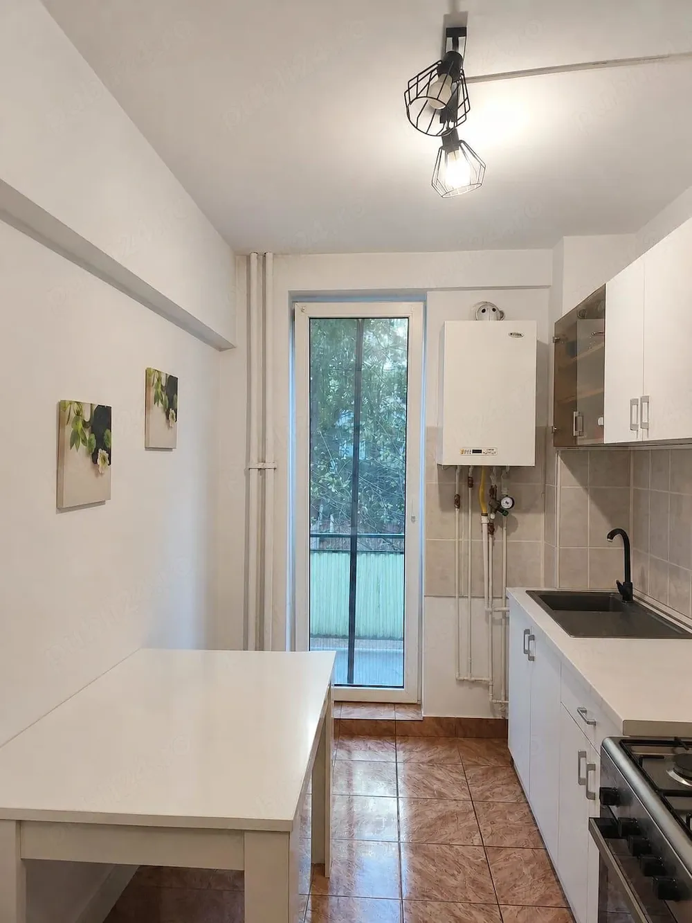 Persoana fizica inchiriez apartament 2 camere in cartierul GHEORGHENI
