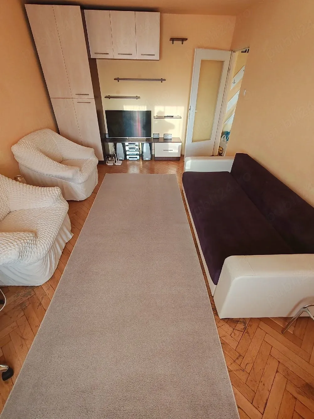 Inchiriez apartament cu 2 camere