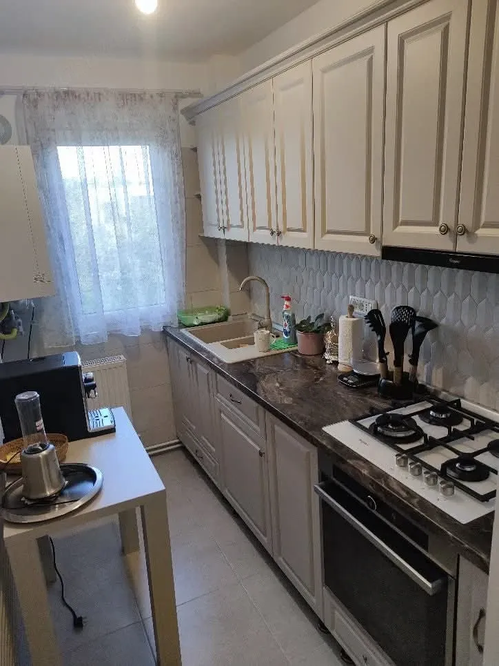 Apartament 3 camere de închiriat | Grigorescu | Renovat complet | Parcare