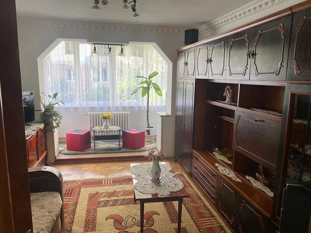 se inchiriaza apartamnet cu 2 camere - imagine 1