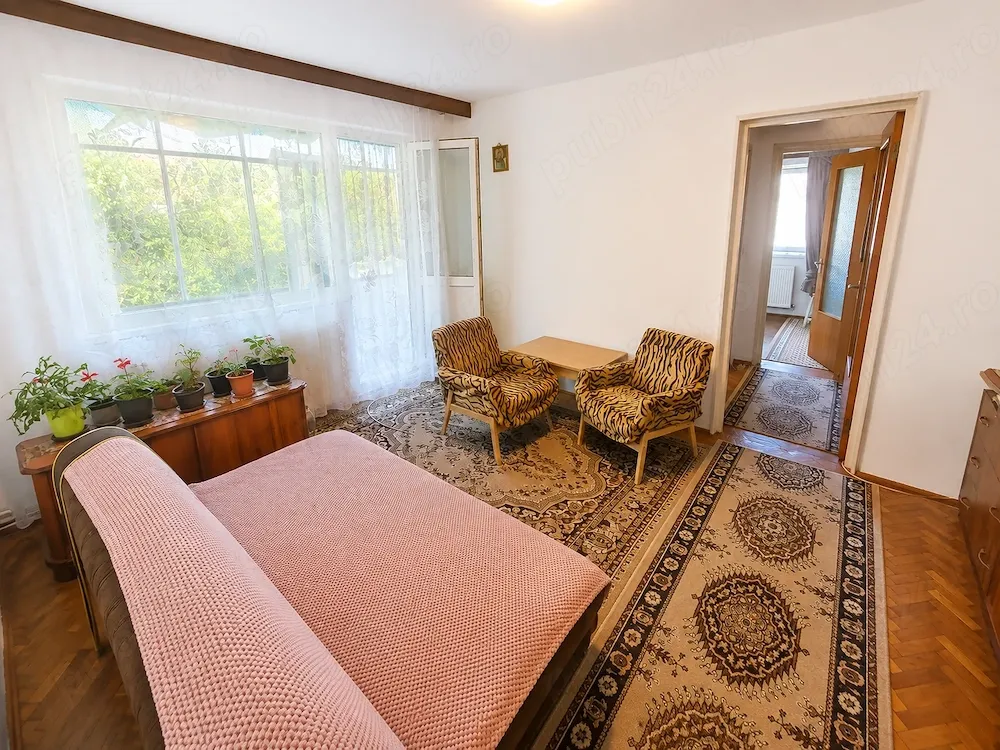 Proprietar   apartament 2 camere, 49 mp + balcon 6 mp, etaj 1 4, Traian   Județean