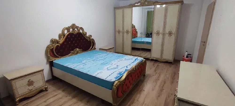 Proprietar vând apartament 2 camere decomandat,  mobilat și utilat ,prevăzut cu parcare inclusă. - imagine 1