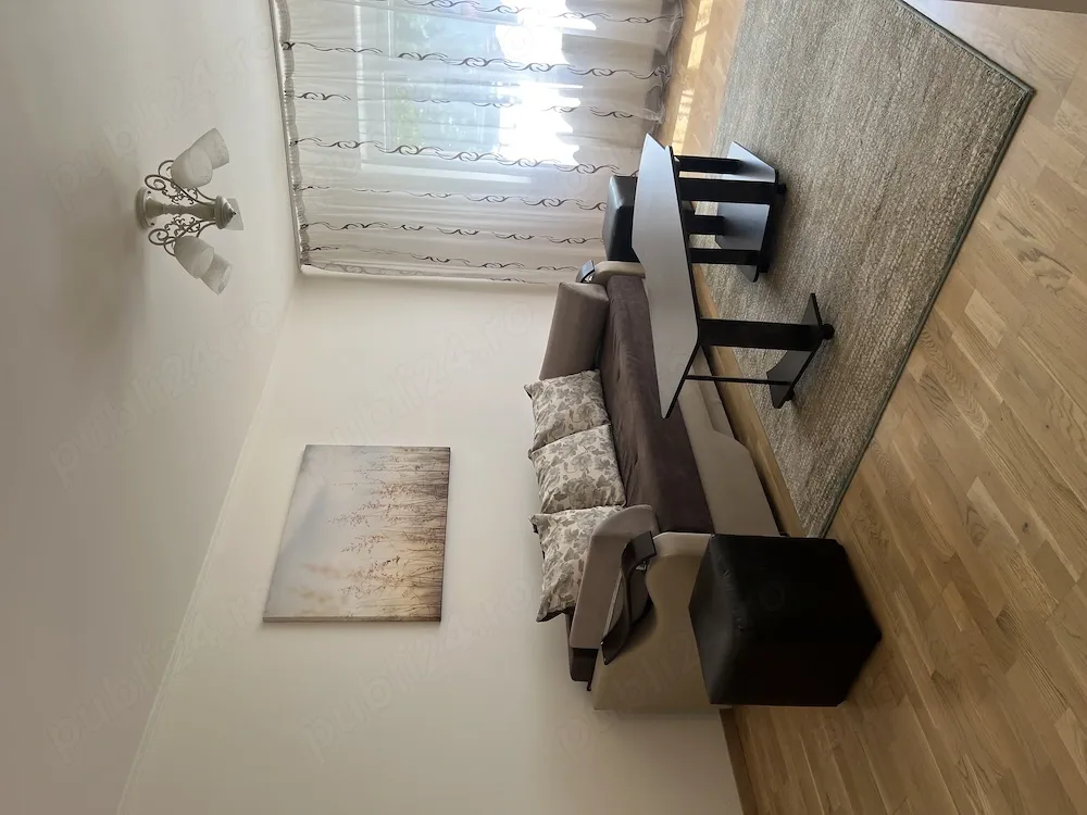 Proprietar, vând apartament cu 3 camere renovat - imagine 1