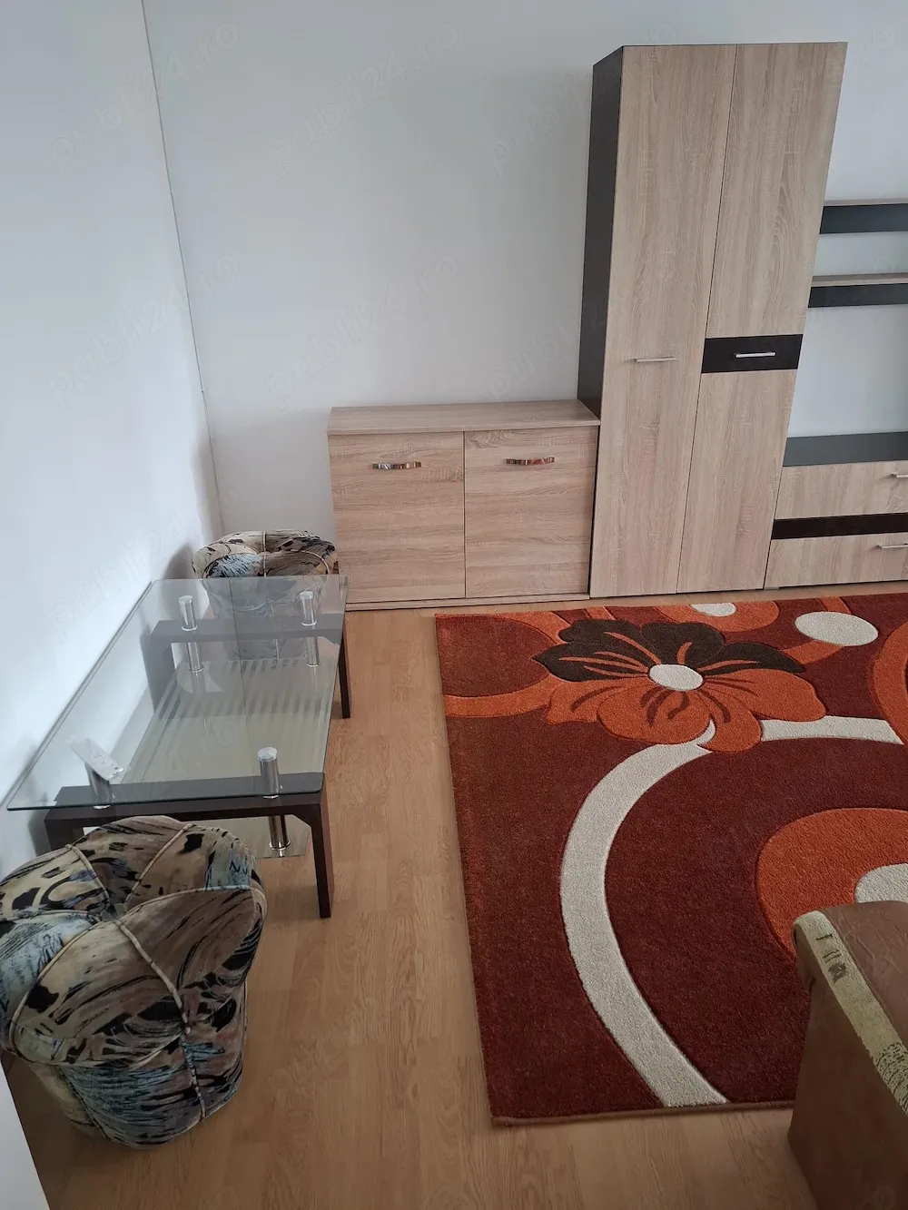 Proprietar închiriez apartament 3 camere - imagine 1