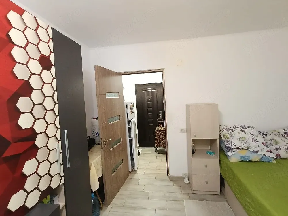 închiriez grasoniera