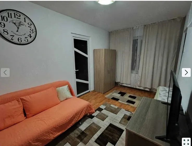 Inchiriez apartament langa scoala 8