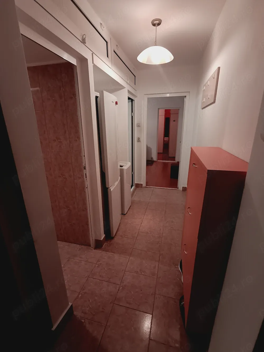 Apartament cu 3 camere mobilat și utilat - imagine 1