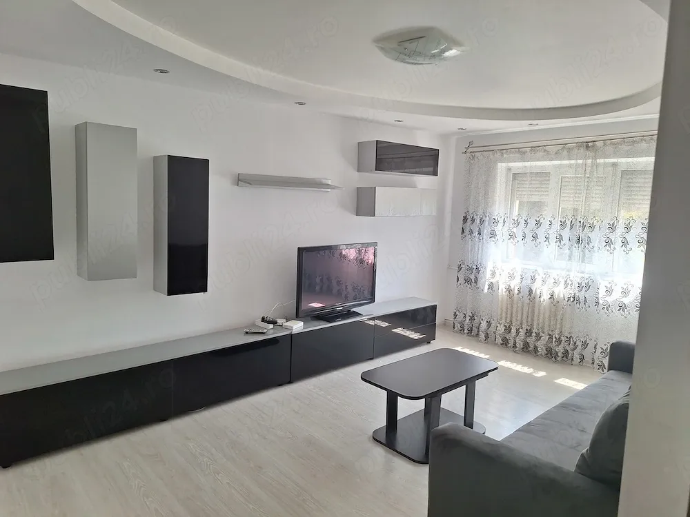 Apartament 2 camere, etaj 2 4, decomandat Lapus - imagine 1