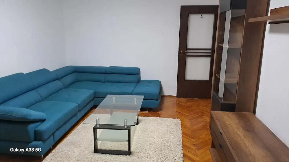 Inchiriez apartament 3 camere - imagine 1