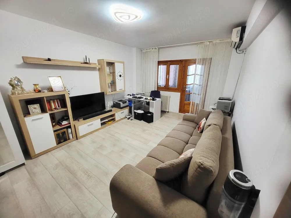 ***PROPRIETAR*Apart. 2 camere*Decomandat*60 Mp*Et. 5   10*Constr. 1985*Sud*Bdl. Bucuresti*** - imagine 1