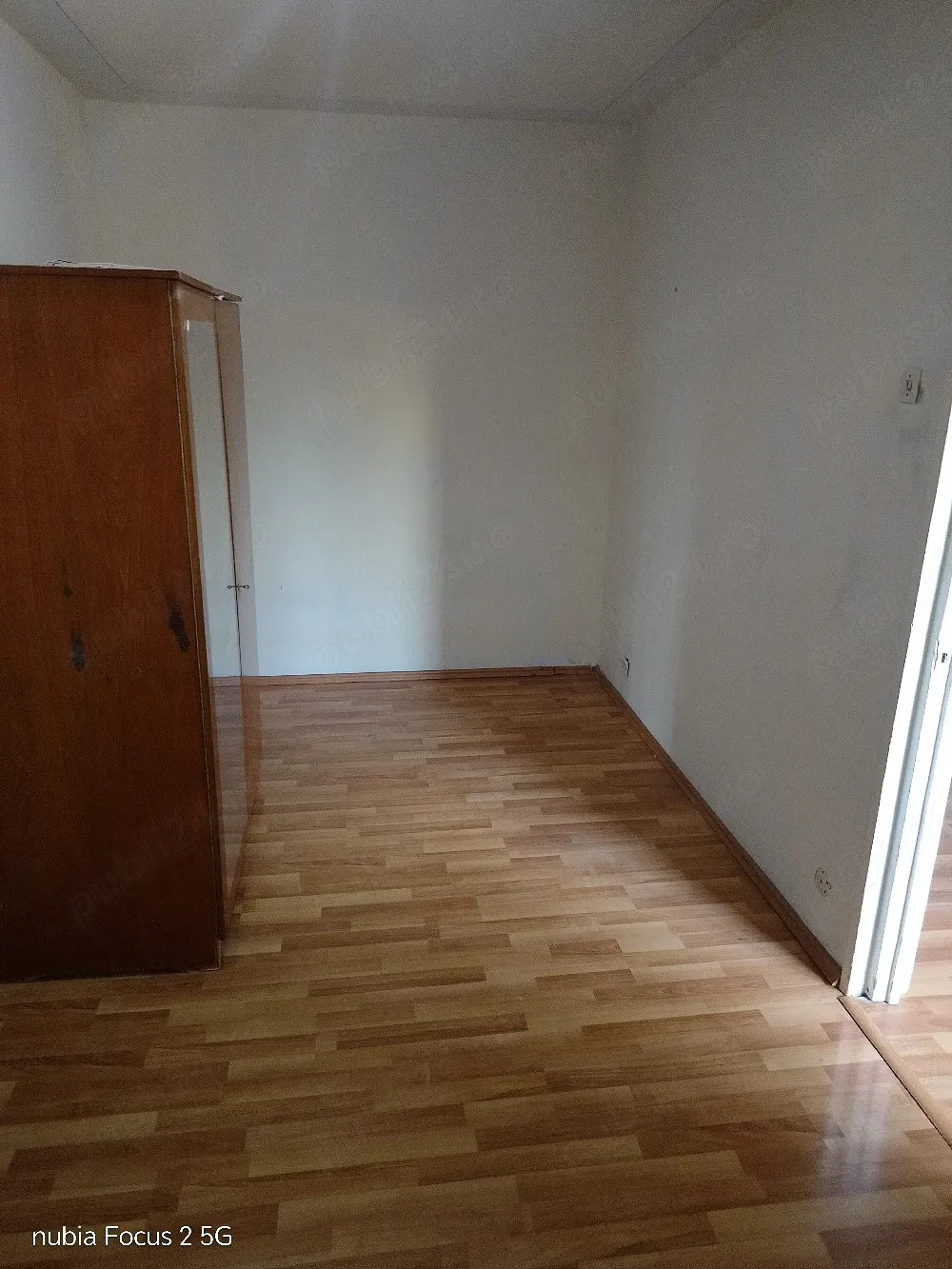 Vând apartament 2 camere - imagine 1